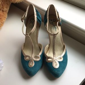 Seychelles Blue Suede Heels